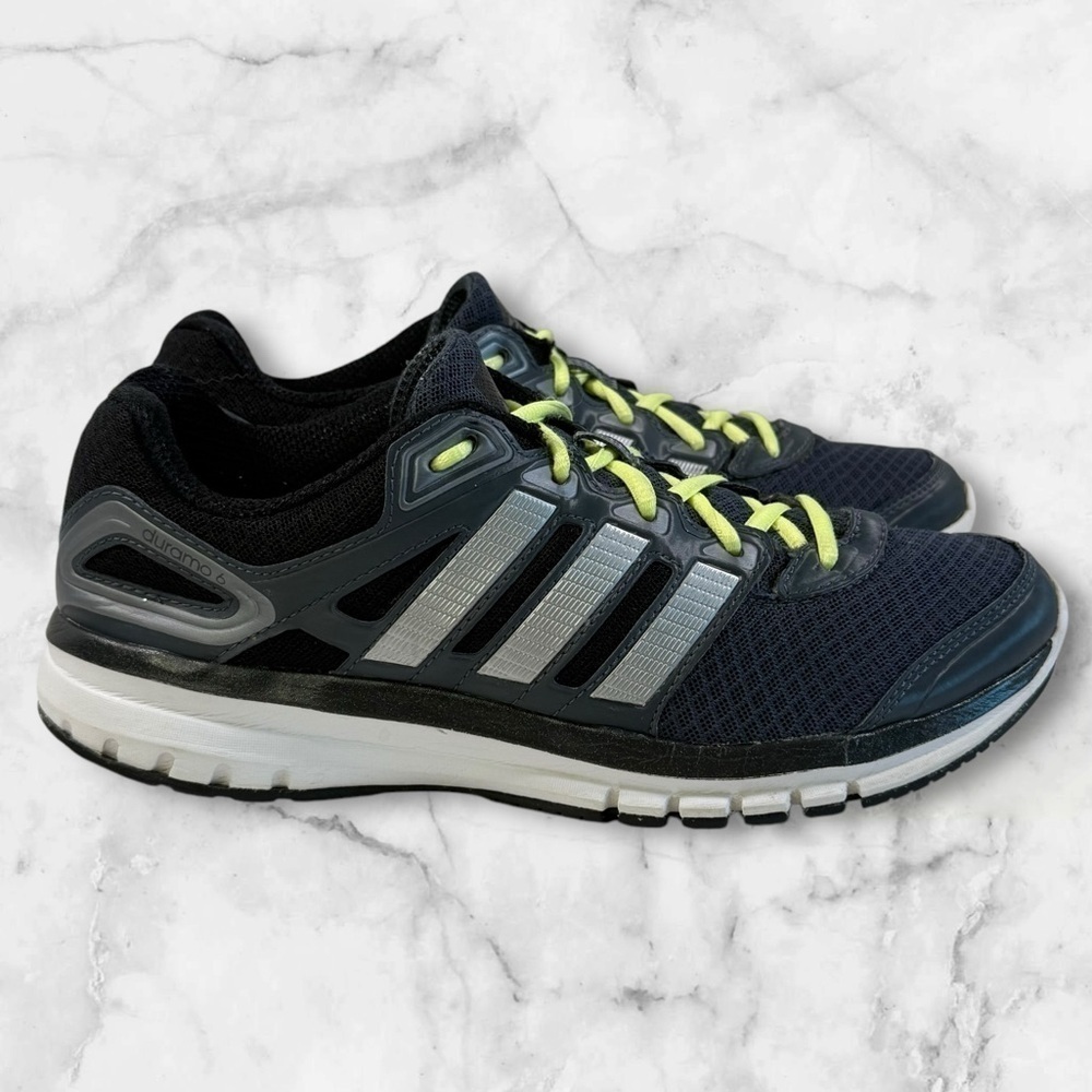 Women’s Adidas Duramo 6 size 8